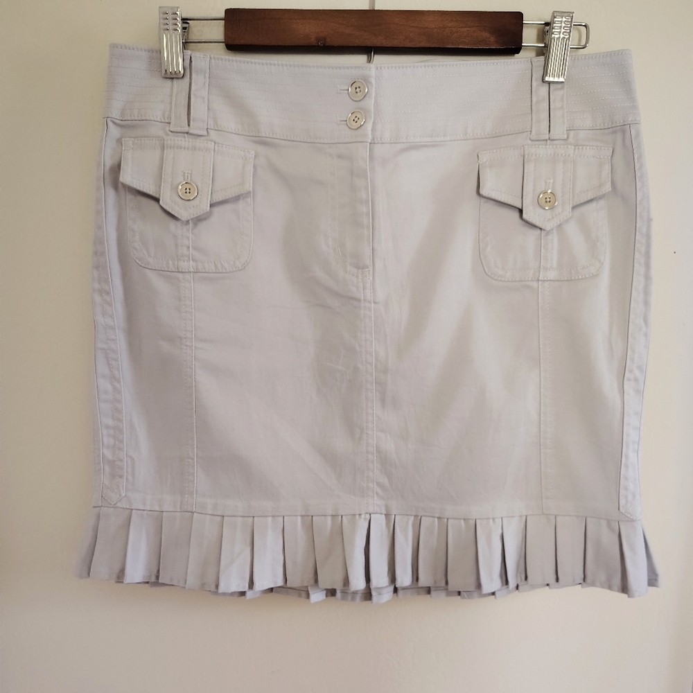 WHBM Light Gray Cargo Mini Skirt 6 Y2K Preppy Ruffle Pocket NWOT